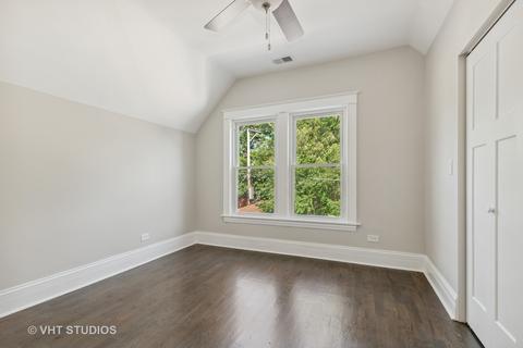 12207 S Eggleston Ave, Chicago, IL 60628 photo 15