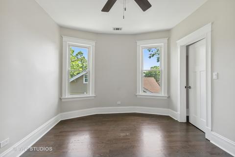 12207 S Eggleston Ave, Chicago, IL 60628 photo 11