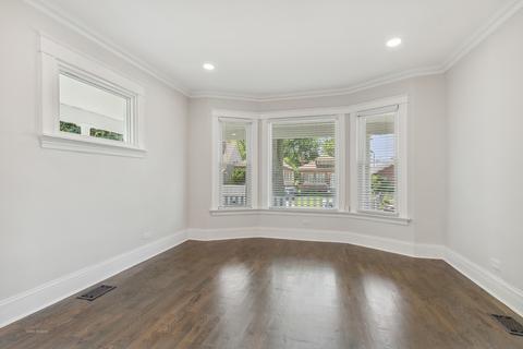 12207 S Eggleston Ave, Chicago, IL 60628 photo 3