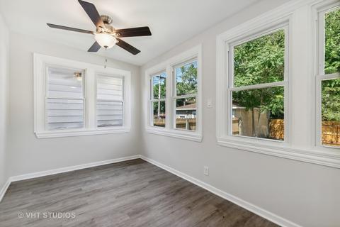 12207 S Eggleston Ave, Chicago, IL 60628 photo 9