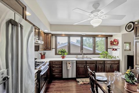 1350 Meyer Rd, Hoffman Estates, IL 60169 photo 14