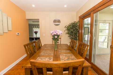 1130 Singleton Dr, Roselle, IL 60172 photo 10