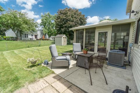 1130 Singleton Dr, Roselle, IL 60172 photo 24