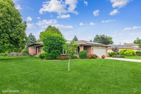 16 W740 90th St, Willowbrook, IL 60527 photo 2