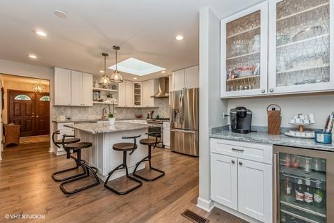 16 W740 90th St, Willowbrook, IL 60527 photo 9