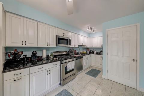 56 N Maple St, Addison, IL 60101 photo 9