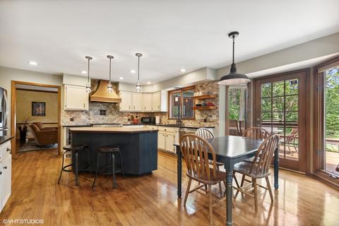 1303 E Gartner Rd, Naperville, IL 60540 photo 12