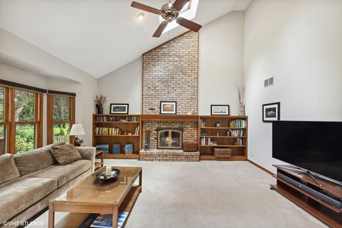 1303 E Gartner Rd, Naperville, IL 60540 photo 14