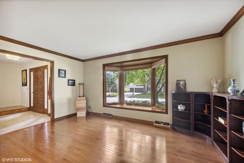 1303 E Gartner Rd, Naperville, IL 60540 photo 6