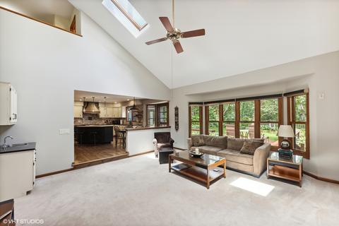 1303 E Gartner Rd, Naperville, IL 60540 photo 15