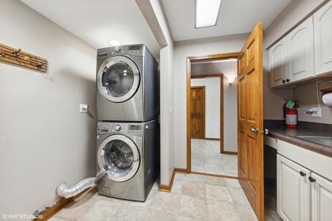 1303 E Gartner Rd, Naperville, IL 60540 photo 27