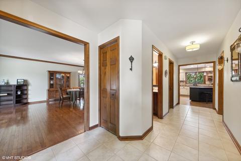 1303 E Gartner Rd, Naperville, IL 60540 photo 10