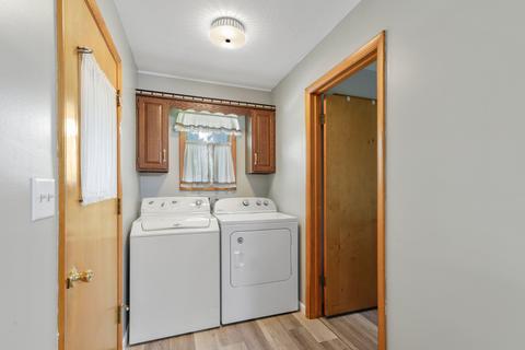 208 S Walnut St, Arrowsmith, IL 61722 photo 13