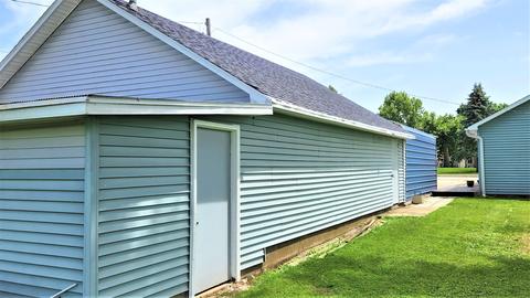 220 E Walnut St, Oglesby, IL 61348 photo 9