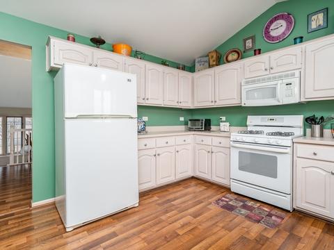 616 Edgewater Dr, Minooka, IL 60447 photo 9