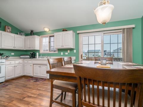 616 Edgewater Dr, Minooka, IL 60447 photo 10