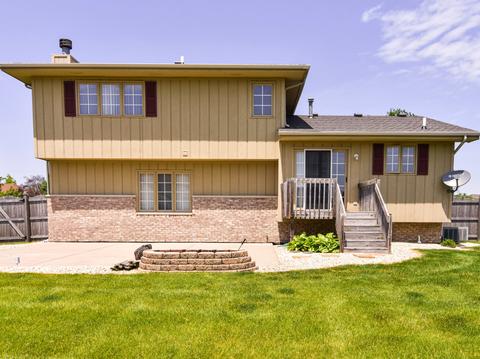 616 Edgewater Dr, Minooka, IL 60447 photo 25