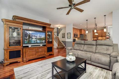 1344 Angle Tarn, West Dundee, IL 60118 photo 5