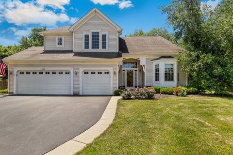 1344 Angle Tarn, West Dundee, IL 60118 photo 1