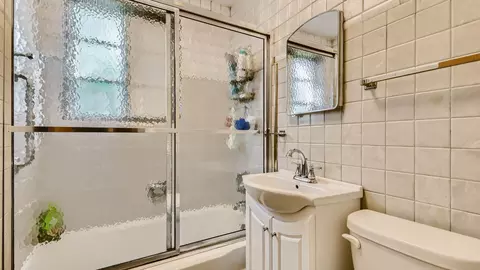 2039 Sunset Dr, Des Plaines, IL 60018 photo 7