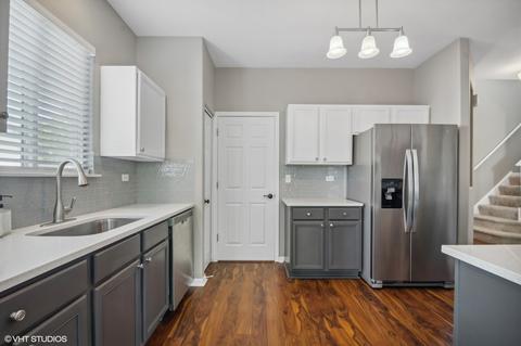 28903 Bakers Dr, Lakemoor, IL 60051 photo 8