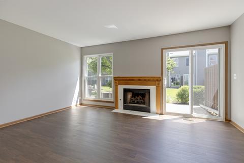 1306 Brunswick Ct, Elgin, IL 60120 photo 8
