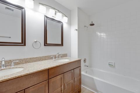1306 Brunswick Ct, Elgin, IL 60120 photo 20