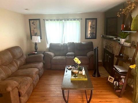 909 E Krage Dr, Addison, IL 60101 photo 4