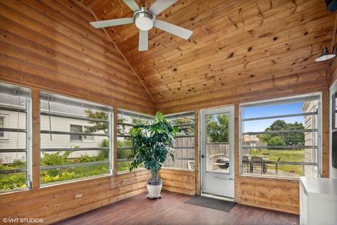 805 Pershing Ave, Wheaton, IL 60189 photo 11
