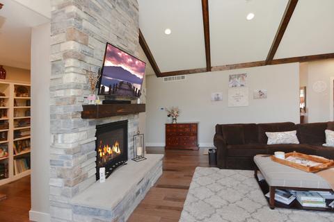 2235 N Bridge Dr, Normal, IL 61761 photo 88