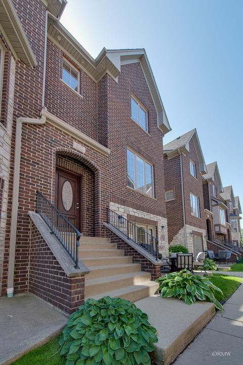 9527 Shields Ave, Brookfield, IL 60513 photo 3