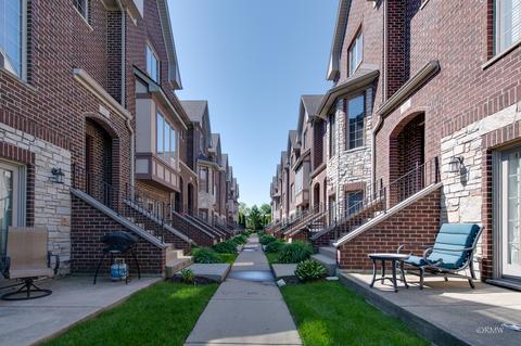 9527 Shields Ave, Brookfield, IL 60513 photo 5