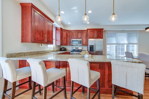 9527 Shields Ave, Brookfield, IL 60513 photo 13