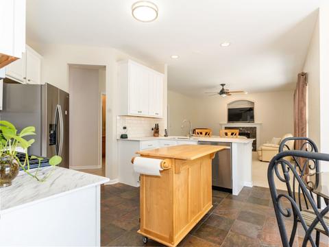 2948 Red Barn Ct, Aurora, IL 60503 photo 7