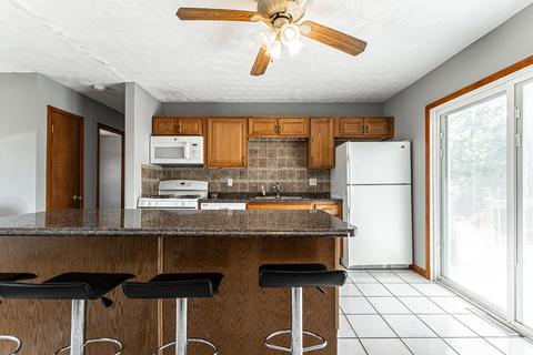 403 W Raab Rd, Normal, IL 61761 photo 7