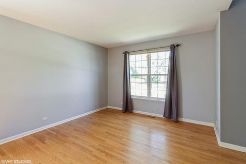 6087 Frank Dr, Hoffman Estates, IL 60192 photo 3