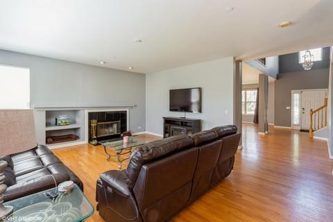 6087 Frank Dr, Hoffman Estates, IL 60192 photo 6