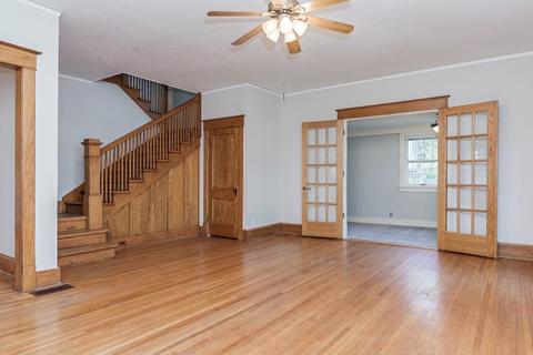 108 S Moore St, Bloomington, IL 61701 photo 4