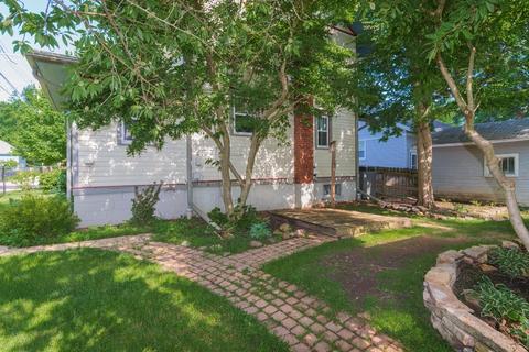 108 S Moore St, Bloomington, IL 61701 photo 28