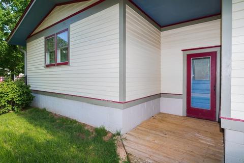 108 S Moore St, Bloomington, IL 61701 photo 26