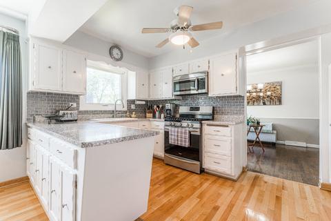 1301 W Meyer Dr, Addison, IL 60101 photo 14