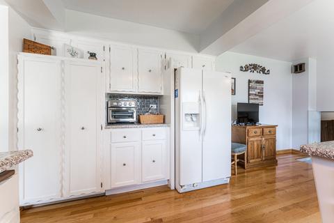 1301 W Meyer Dr, Addison, IL 60101 photo 15