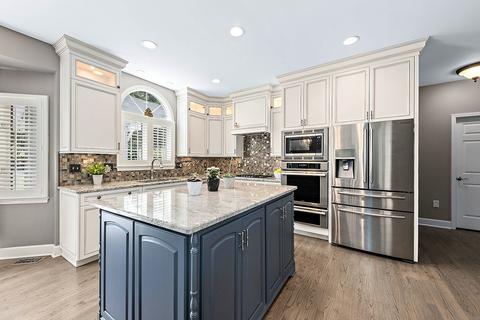 3660 White Eagle Dr, Naperville, IL 60564 photo 8