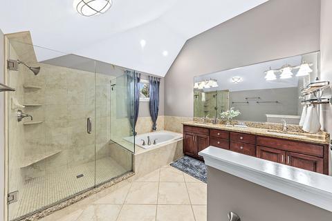 3660 White Eagle Dr, Naperville, IL 60564 photo 19