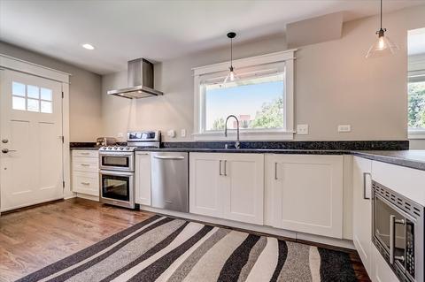 703 Webster Ave, Wheaton, IL 60187 photo 9