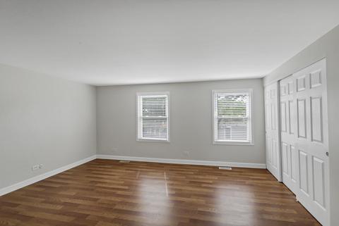 1911 Williamsburg Dr, Hoffman Estates, IL 60169 photo 14