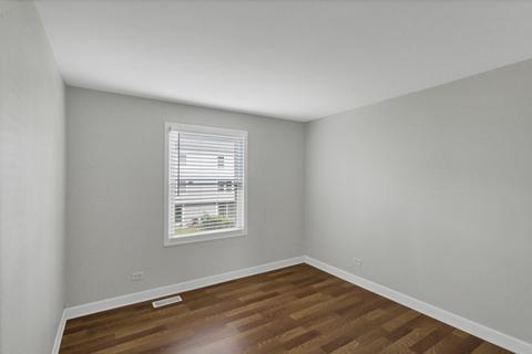 1911 Williamsburg Dr, Hoffman Estates, IL 60169 photo 18