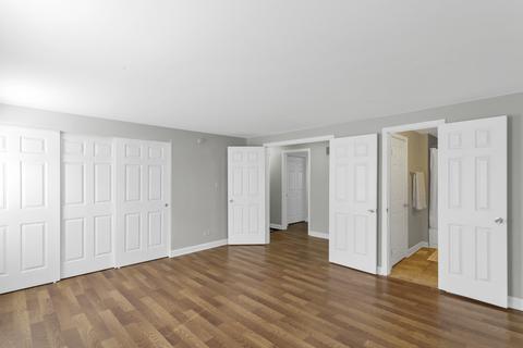 1911 Williamsburg Dr, Hoffman Estates, IL 60169 photo 15