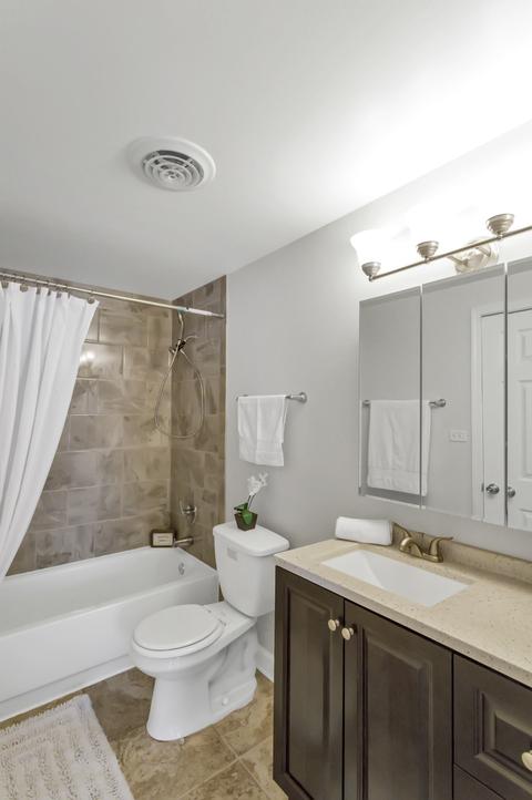 1911 Williamsburg Dr, Hoffman Estates, IL 60169 photo 16
