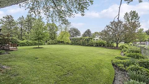 3705 Maple Ave, Northbrook, IL 60062 photo 22